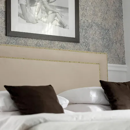 Zwierzynscy Bed and breakfast